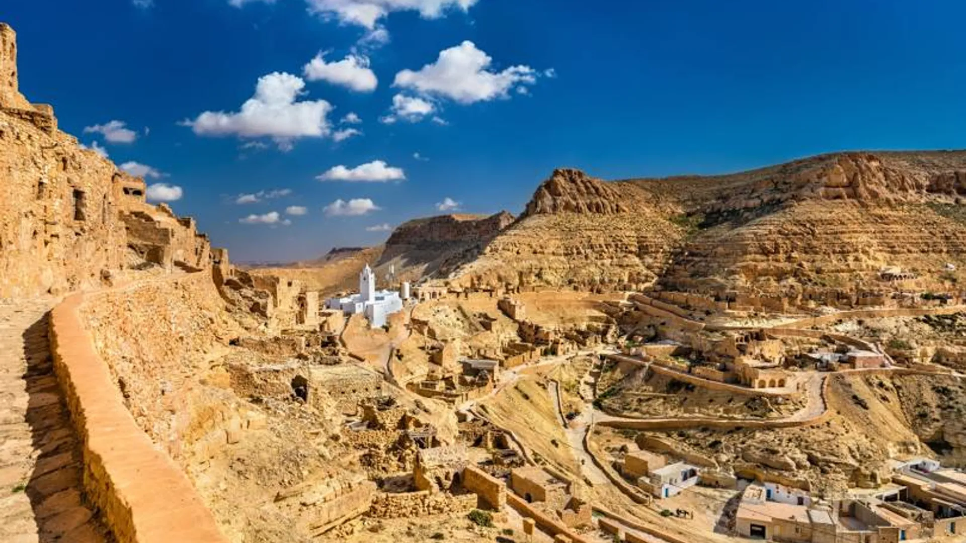 Medenine – Tataouine – Matmata — In the Footsteps of Mos Espa - Image 1