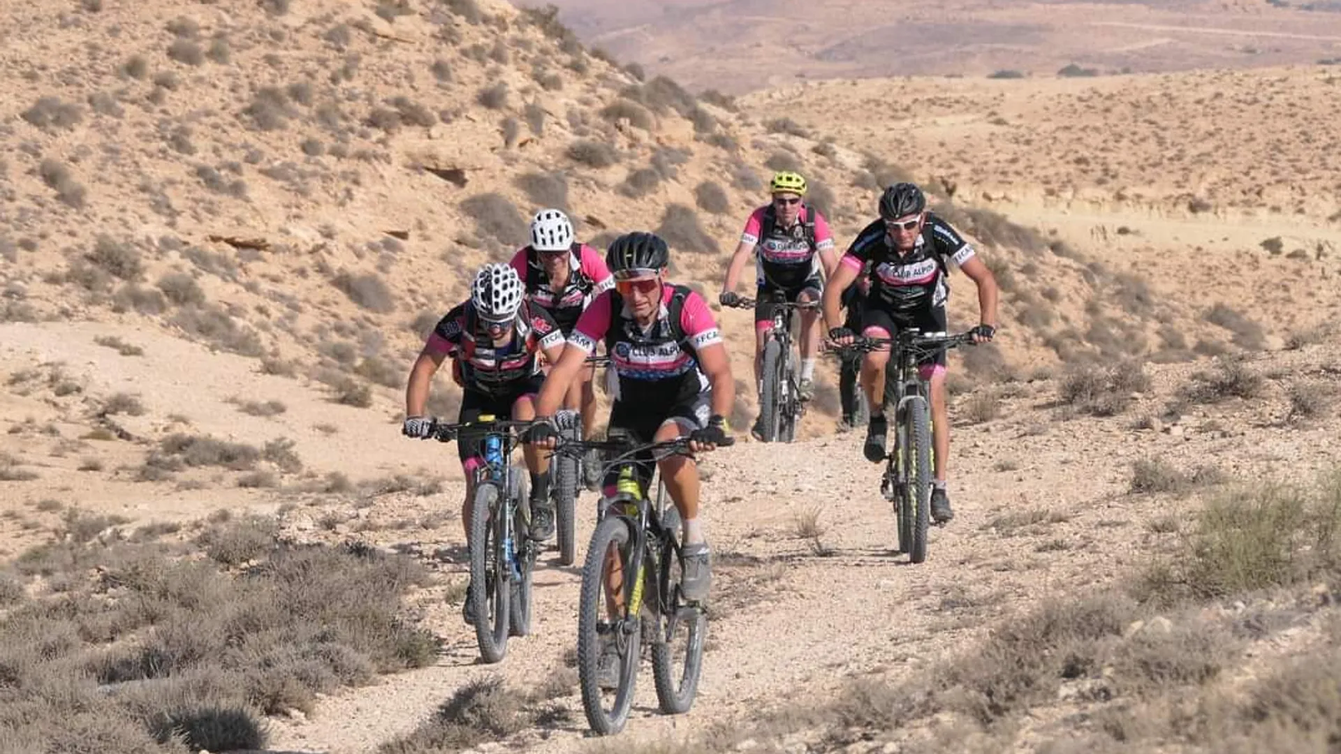 Le massif du Dahar en VTT dans le Dahar, au départ de Djerba   - Image 1