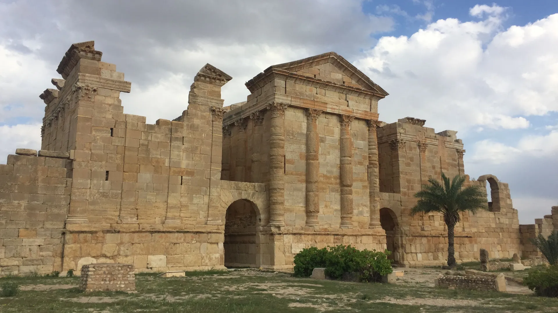 Trois temples du Capitole Sbeitla