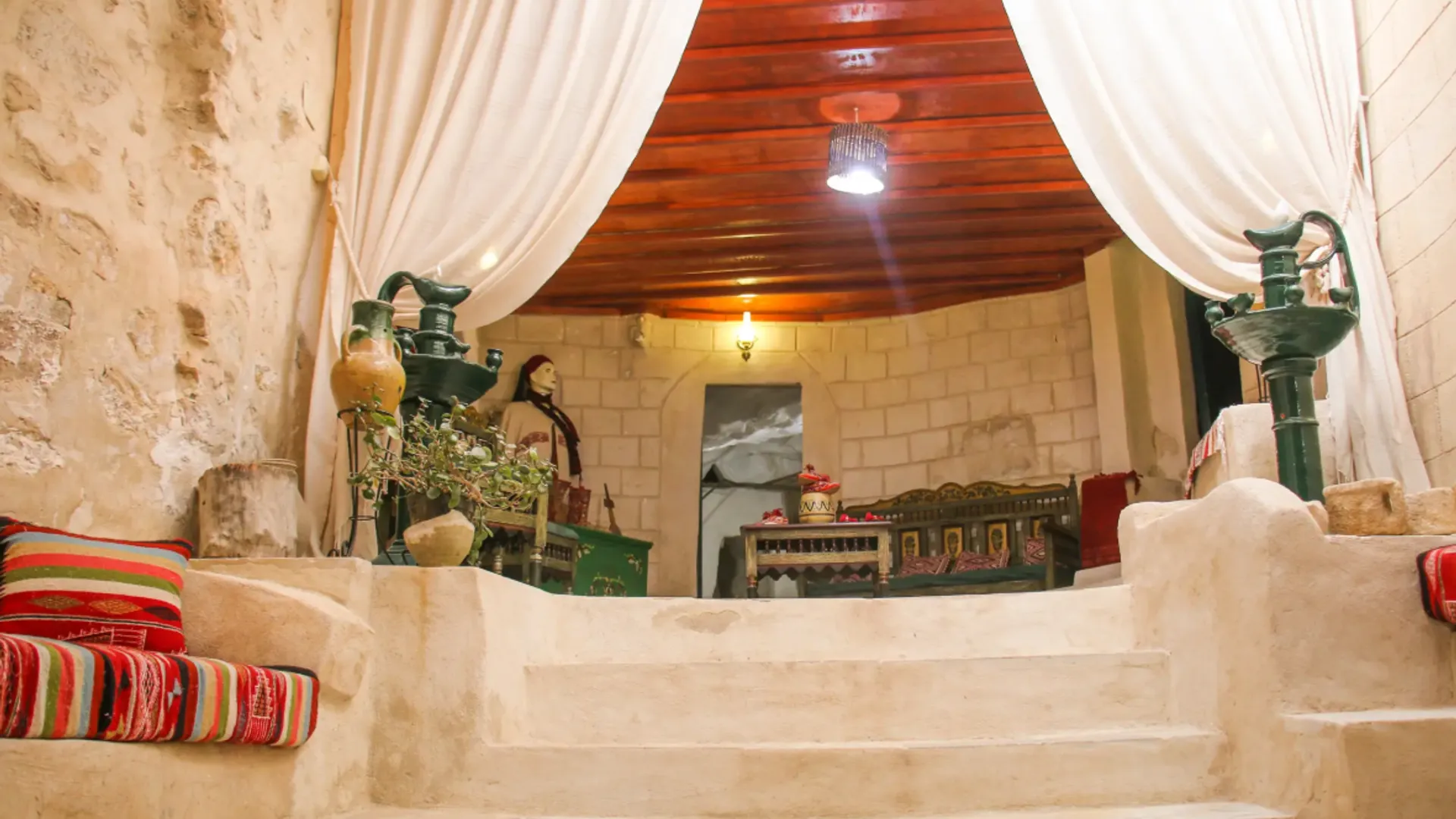 Visit to the Berber Museum in Tamezret