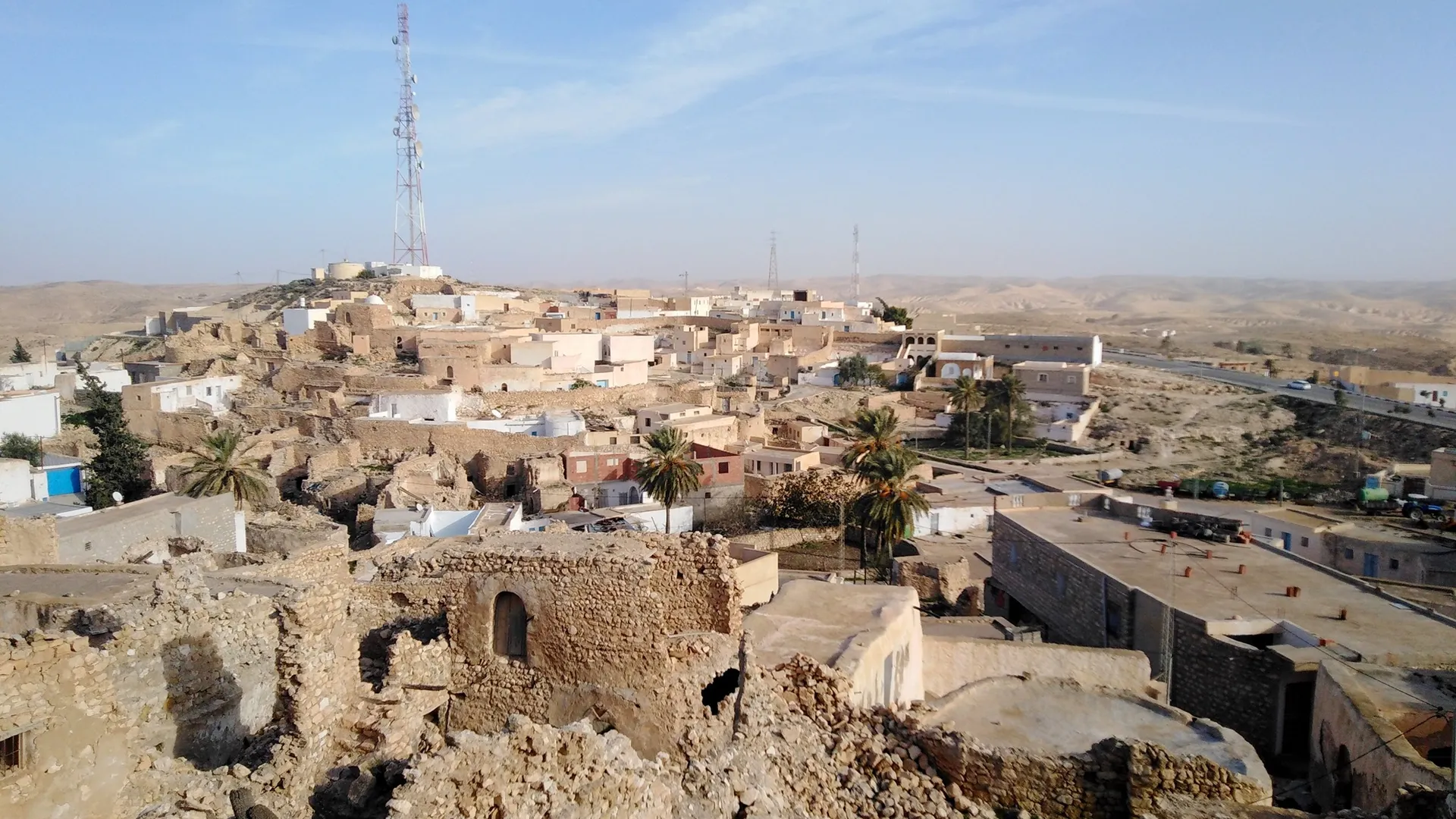 Visit to the hilltop village of Tamezret
