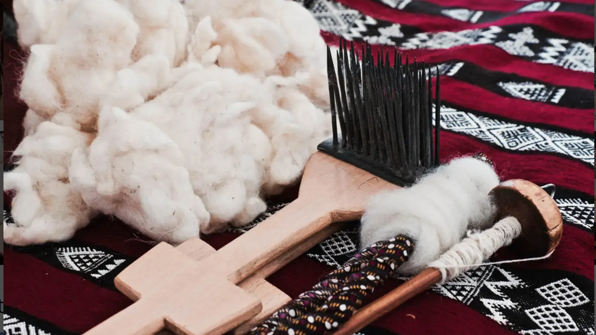 Traditional Weaving Workshop - Image 1